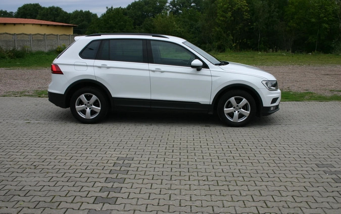 Volkswagen Tiguan cena 79900 przebieg: 63000, rok produkcji 2018 z Białogard małe 497